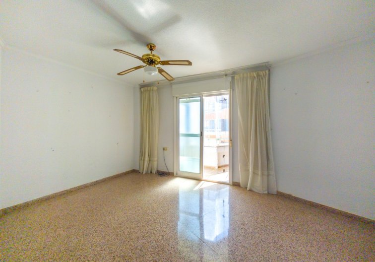 Wiederverkauf - Wohnung - Torrevieja - La Mata Pueblo