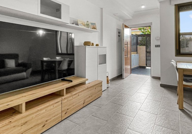 Herverkoop - town house - Pilar de la Horadada - Costa Blanca