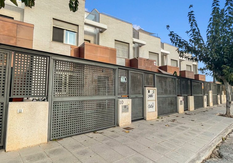 Herverkoop - town house - Pilar de la Horadada - Costa Blanca