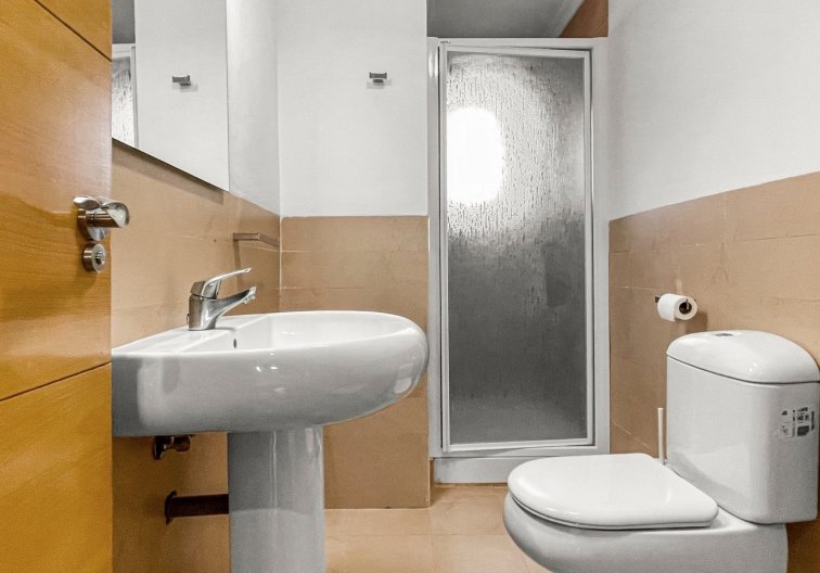 Herverkoop - town house - Pilar de la Horadada - Costa Blanca