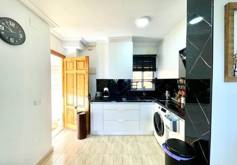 Resale - Apartment - La Siesta - Costa Blanca