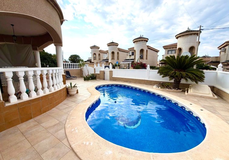 Wiederverkauf - villa - Orihuela Costa - Costa Blanca