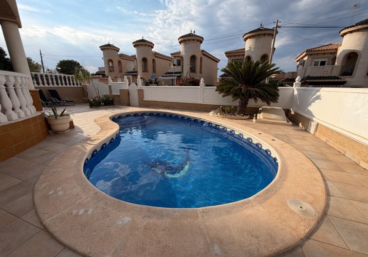 Wiederverkauf - villa - Orihuela Costa - Costa Blanca
