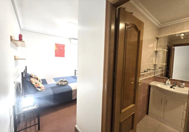 Wiederverkauf - Wohnung - Torrevieja - Las Piscinas Naturales