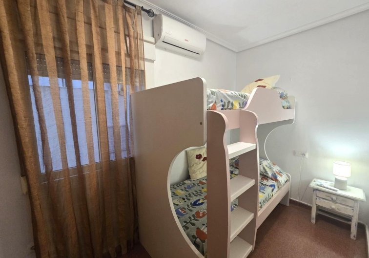 Wiederverkauf - Wohnung - Torrevieja - Las Piscinas Naturales