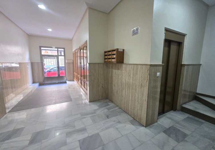 Wiederverkauf - Wohnung - Torrevieja - Las Piscinas Naturales