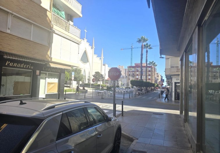 Wiederverkauf - Wohnung - Torrevieja - Las Piscinas Naturales