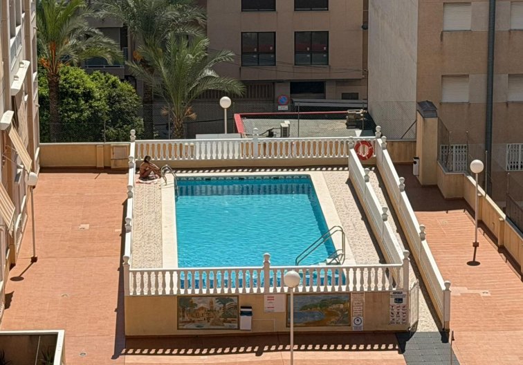 Wiederverkauf - Wohnung - Torrevieja - Playa del Cura