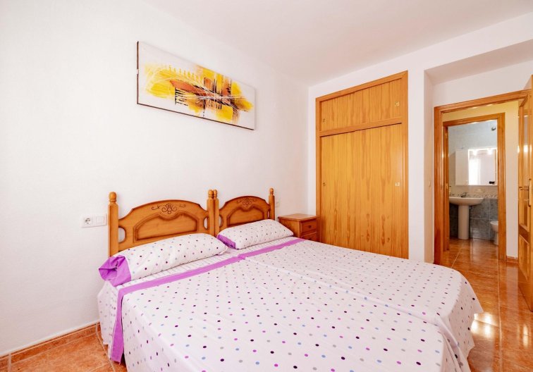 Resale - Apartment - Torrevieja - Playa de los Locos