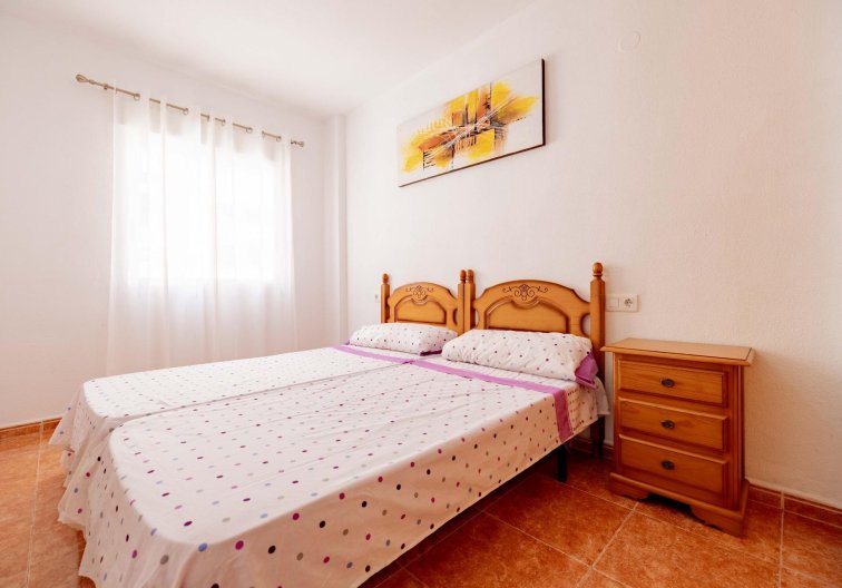 Resale - Apartment - Torrevieja - Playa de los Locos