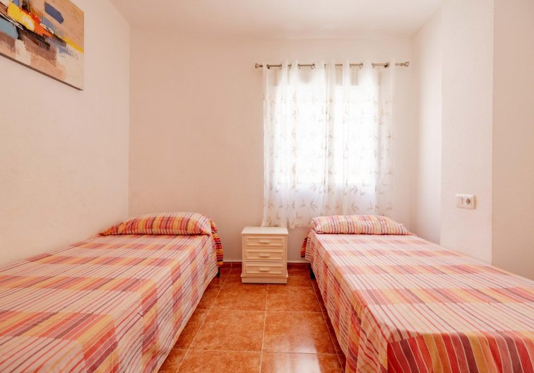 Resale - Apartment - Torrevieja - Playa de los Locos