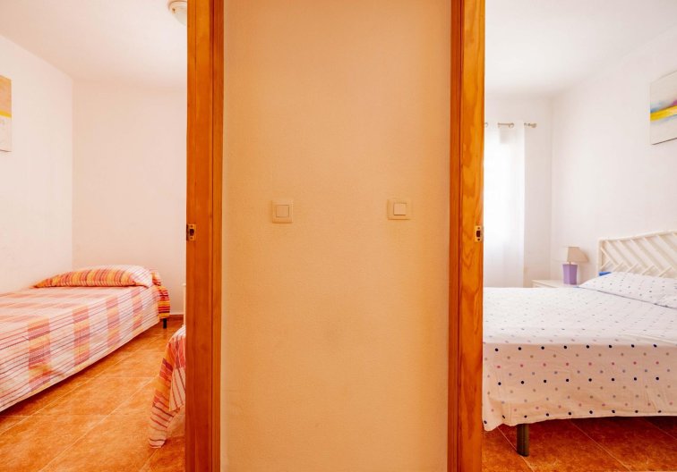 Resale - Apartment - Torrevieja - Playa de los Locos