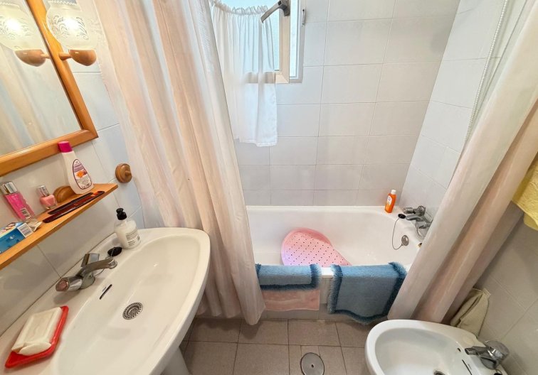 Wiederverkauf - Wohnung - Torrevieja - Playa del Cura