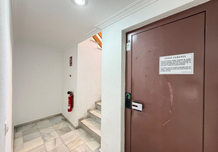 Wiederverkauf - Wohnung - Torrevieja - Playa del Cura