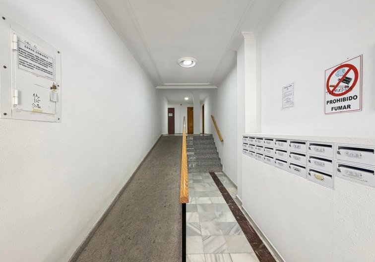 Wiederverkauf - Wohnung - Torrevieja - Playa del Cura
