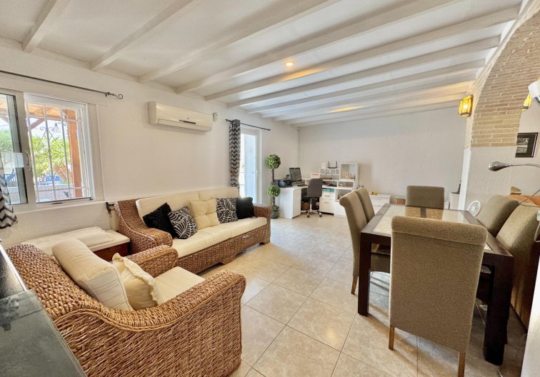 Resale - villa - Dolores - Comunidad Valenciana