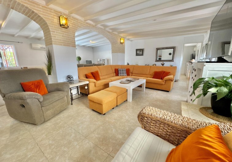 Resale - villa - Dolores - Comunidad Valenciana