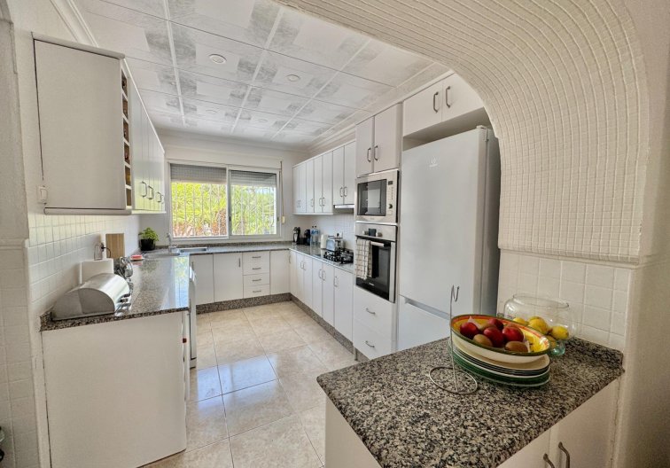 Resale - villa - Dolores - Comunidad Valenciana