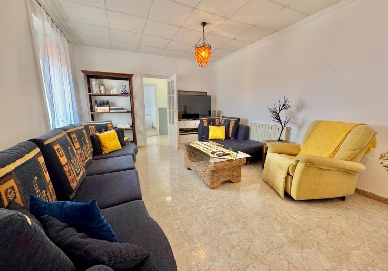 Resale - villa - Dolores - Comunidad Valenciana