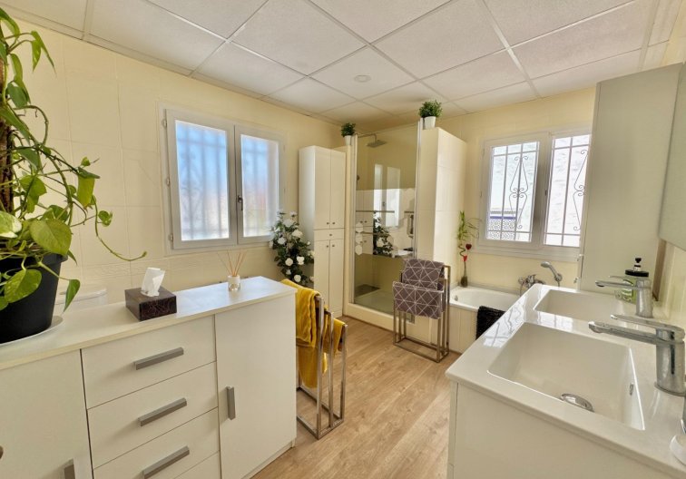 Resale - villa - Dolores - Comunidad Valenciana