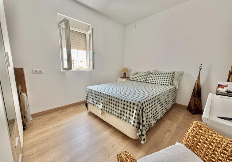 Resale - villa - Dolores - Comunidad Valenciana