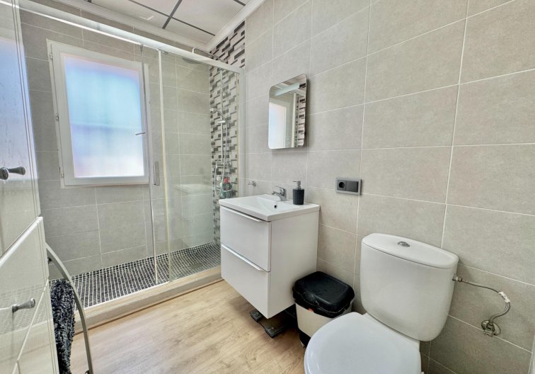 Resale - villa - Dolores - Comunidad Valenciana