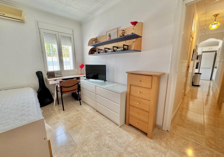Resale - villa - Dolores - Comunidad Valenciana