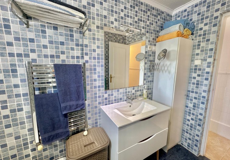 Resale - villa - Dolores - Comunidad Valenciana