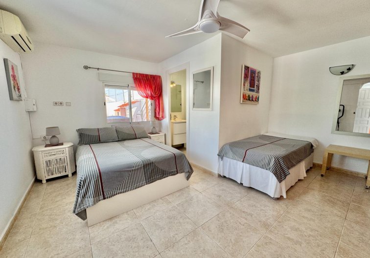 Resale - villa - Dolores - Comunidad Valenciana