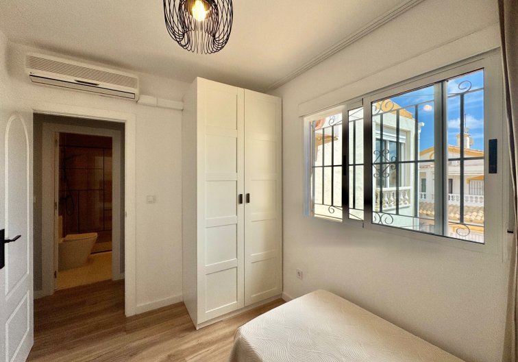 Resale - town house - Orihuela Costa - Costa Blanca