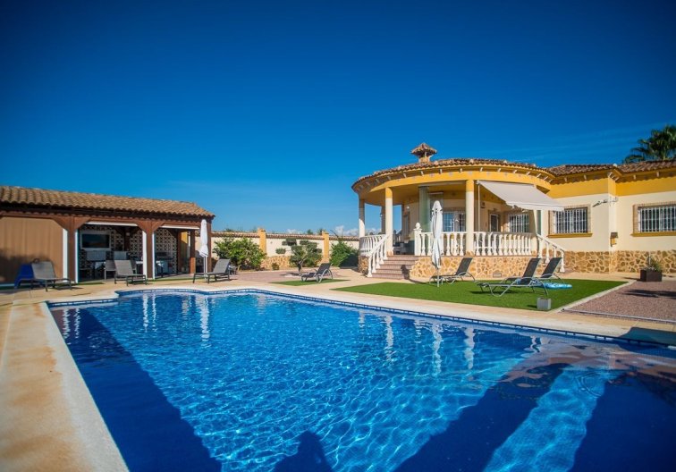 Herverkoop - villa - Catral - Costa Blanca