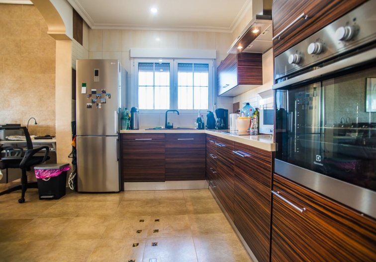 Herverkoop - villa - Catral - Costa Blanca