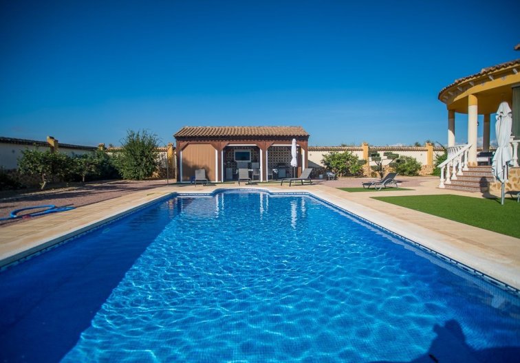 Herverkoop - villa - Catral - Costa Blanca