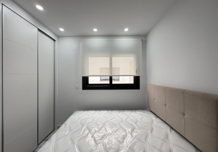 Herverkoop - Appartement - Torrevieja - Estacion De Autobuses