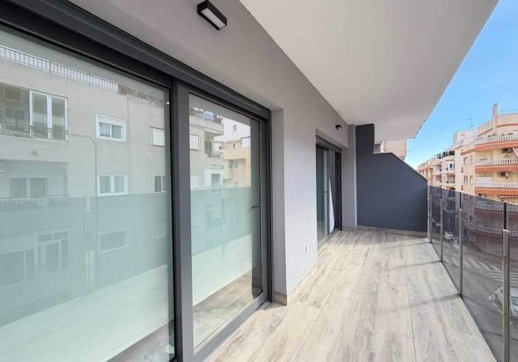 Herverkoop - Appartement - Torrevieja - Estacion De Autobuses