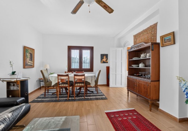 Resale - villa - Torrevieja - Costa Blanca