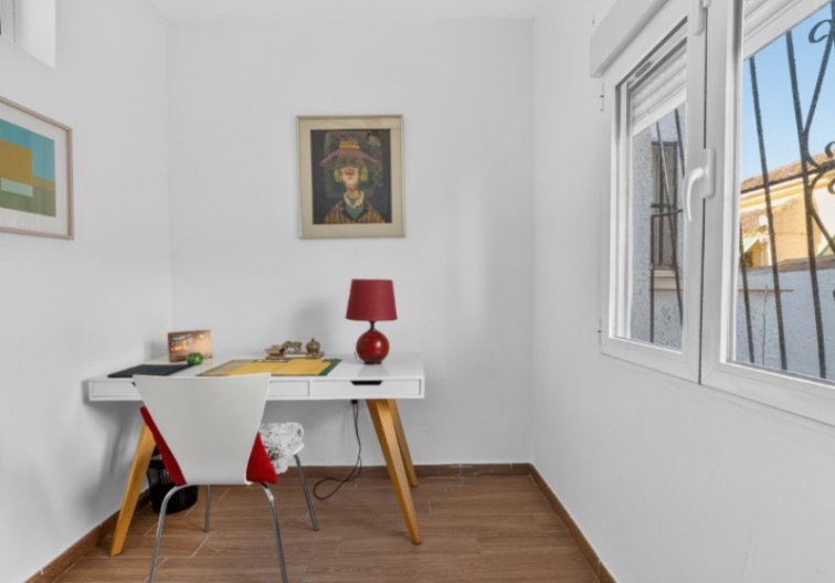 Resale - villa - Torrevieja - Costa Blanca