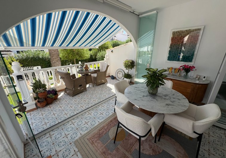 Wiederverkauf - villa - Villamartin - Costa Blanca