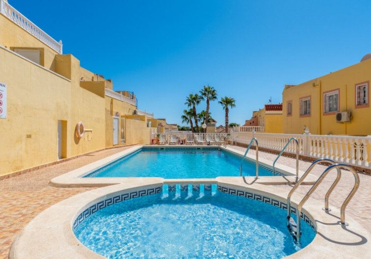 Segunda mano - town house - Orihuela Costa - Costa Blanca