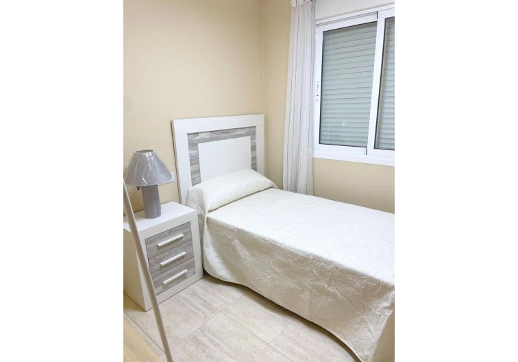 Wiederverkauf - Wohnung - Guardamar del Segura - Puerto Deportivo
