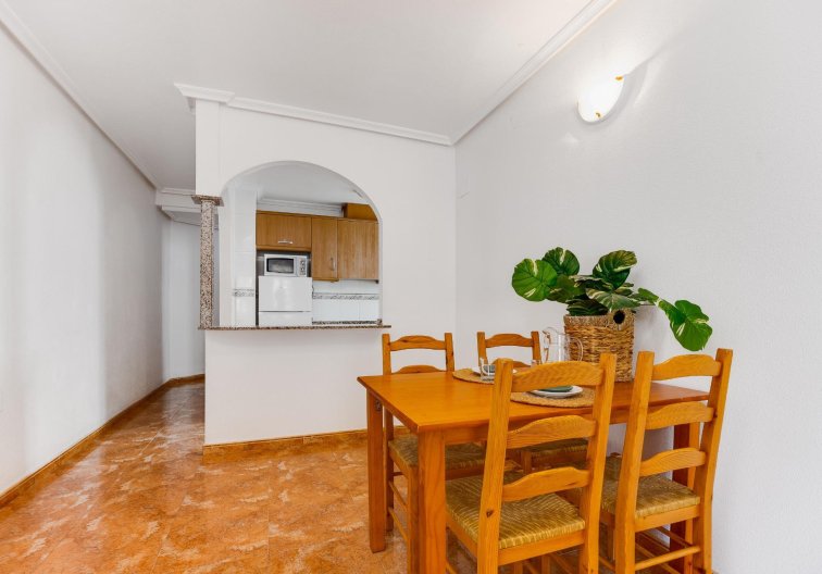 Segunda mano - Apartamento  - Torrevieja - Centro