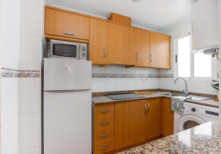 Segunda mano - Apartamento  - Torrevieja - Centro