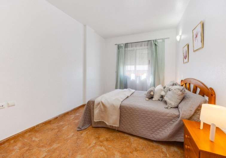 Segunda mano - Apartamento  - Torrevieja - Centro