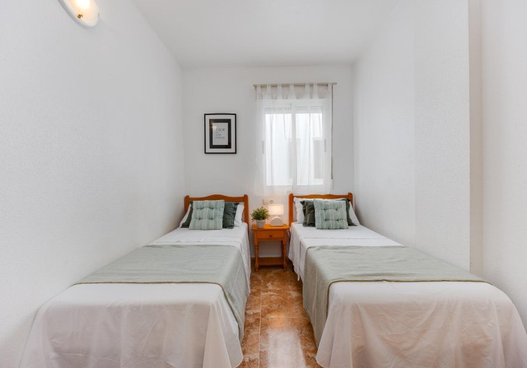 Segunda mano - Apartamento  - Torrevieja - Centro