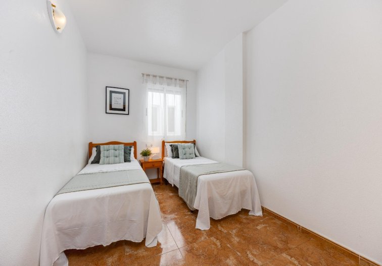 Segunda mano - Apartamento  - Torrevieja - Centro