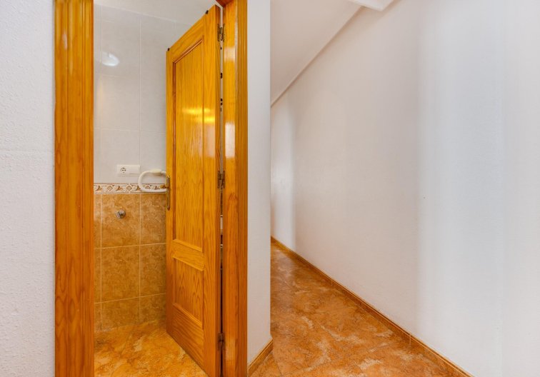 Segunda mano - Apartamento  - Torrevieja - Centro