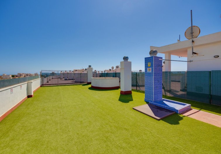 Segunda mano - Apartamento  - Torrevieja - Centro