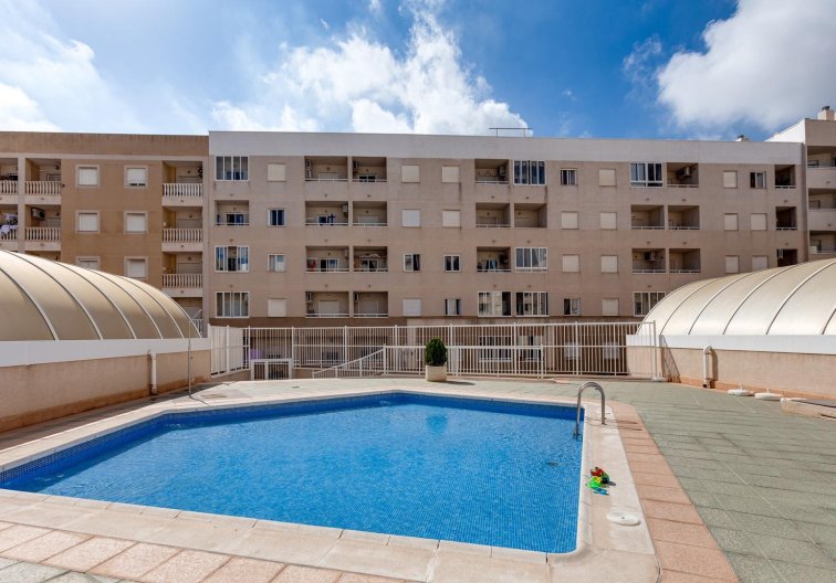 Segunda mano - Apartamento  - Torrevieja - Centro