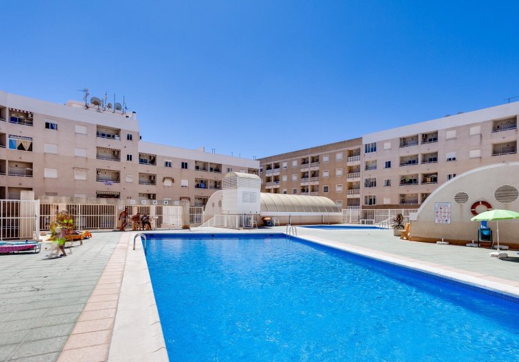 Segunda mano - Apartamento  - Torrevieja - Centro