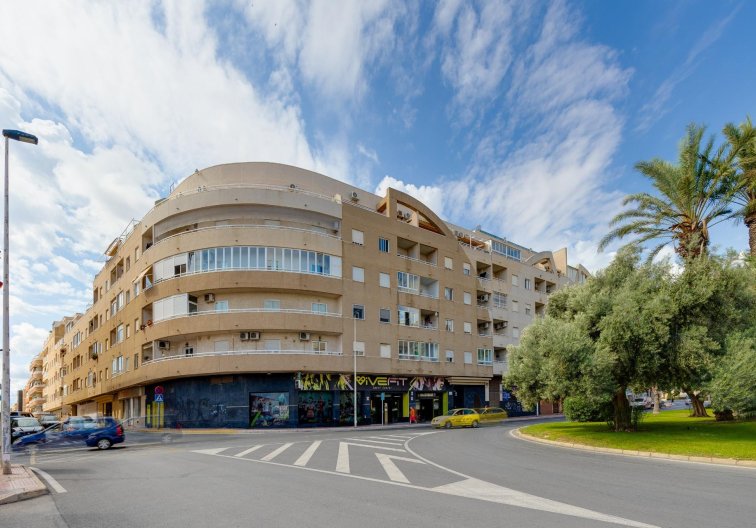 Segunda mano - Apartamento  - Torrevieja - Centro